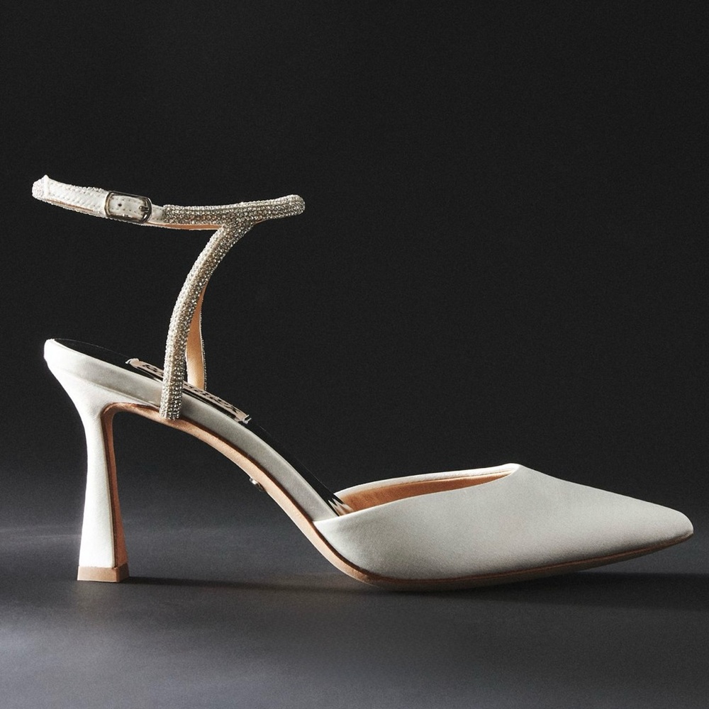 NIB Badgley Mischka Kamilah Heels, Size 10